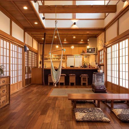 Guest House Takazuri-Kita Nanto Exterior photo
