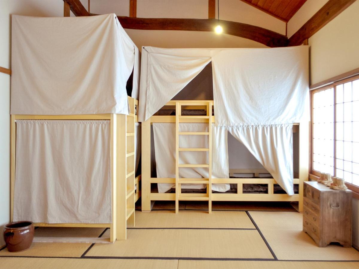Guest House Takazuri-Kita Nanto Exterior photo