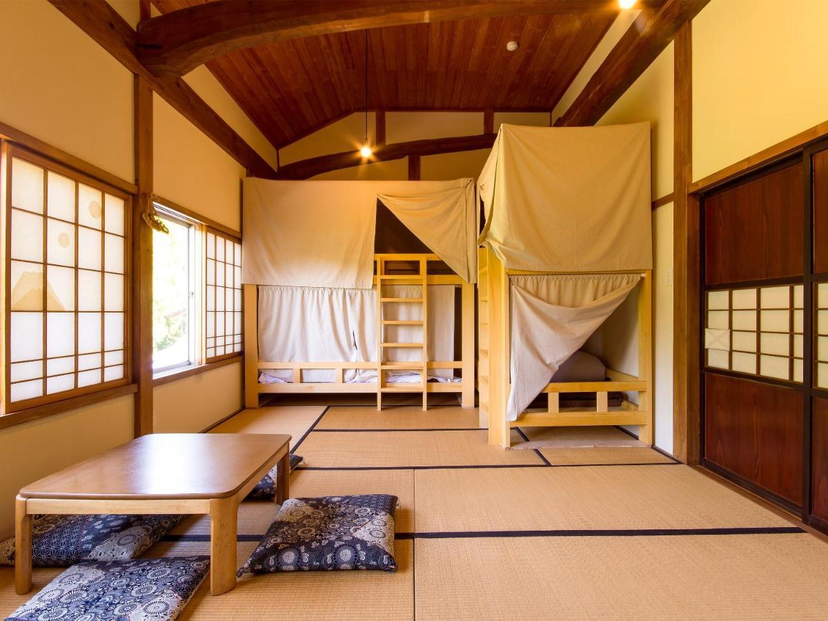 Guest House Takazuri-Kita Nanto Exterior photo