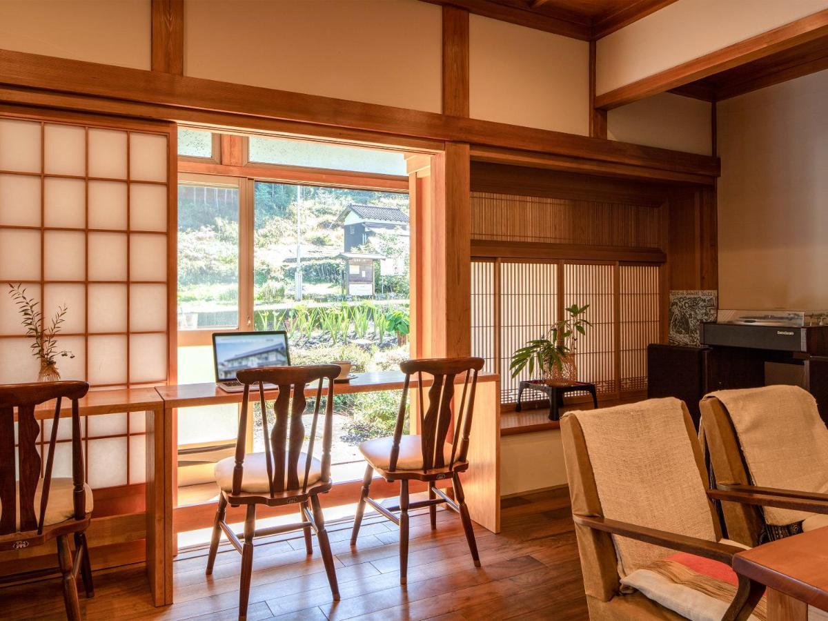 Guest House Takazuri-Kita Nanto Exterior photo