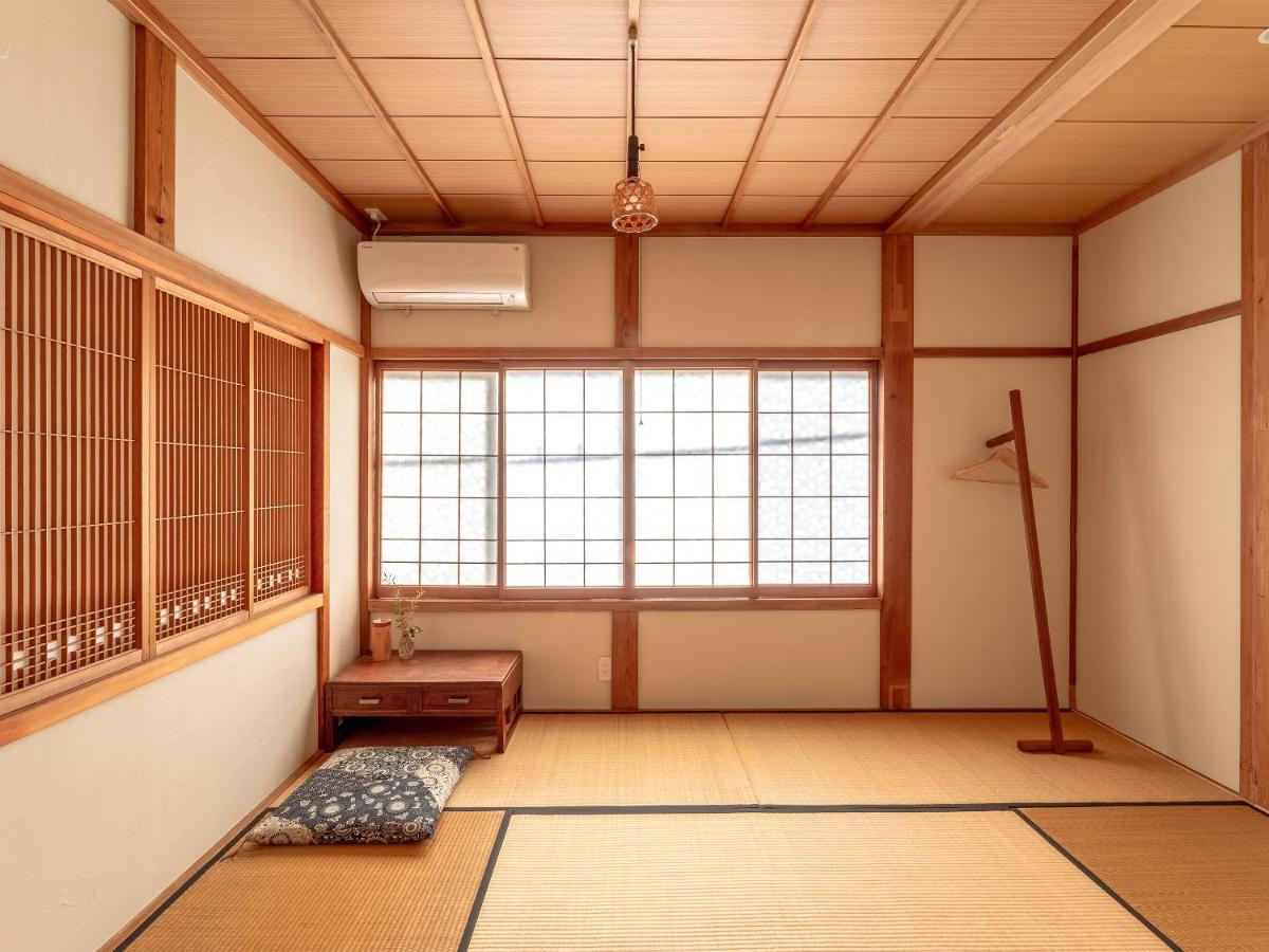 Guest House Takazuri-Kita Nanto Exterior photo