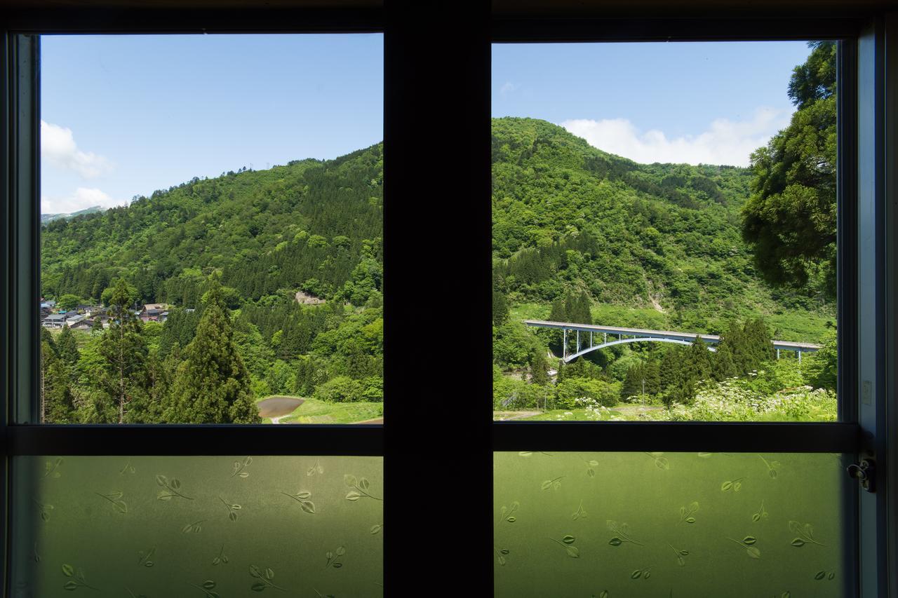 Guest House Takazuri-Kita Nanto Exterior photo